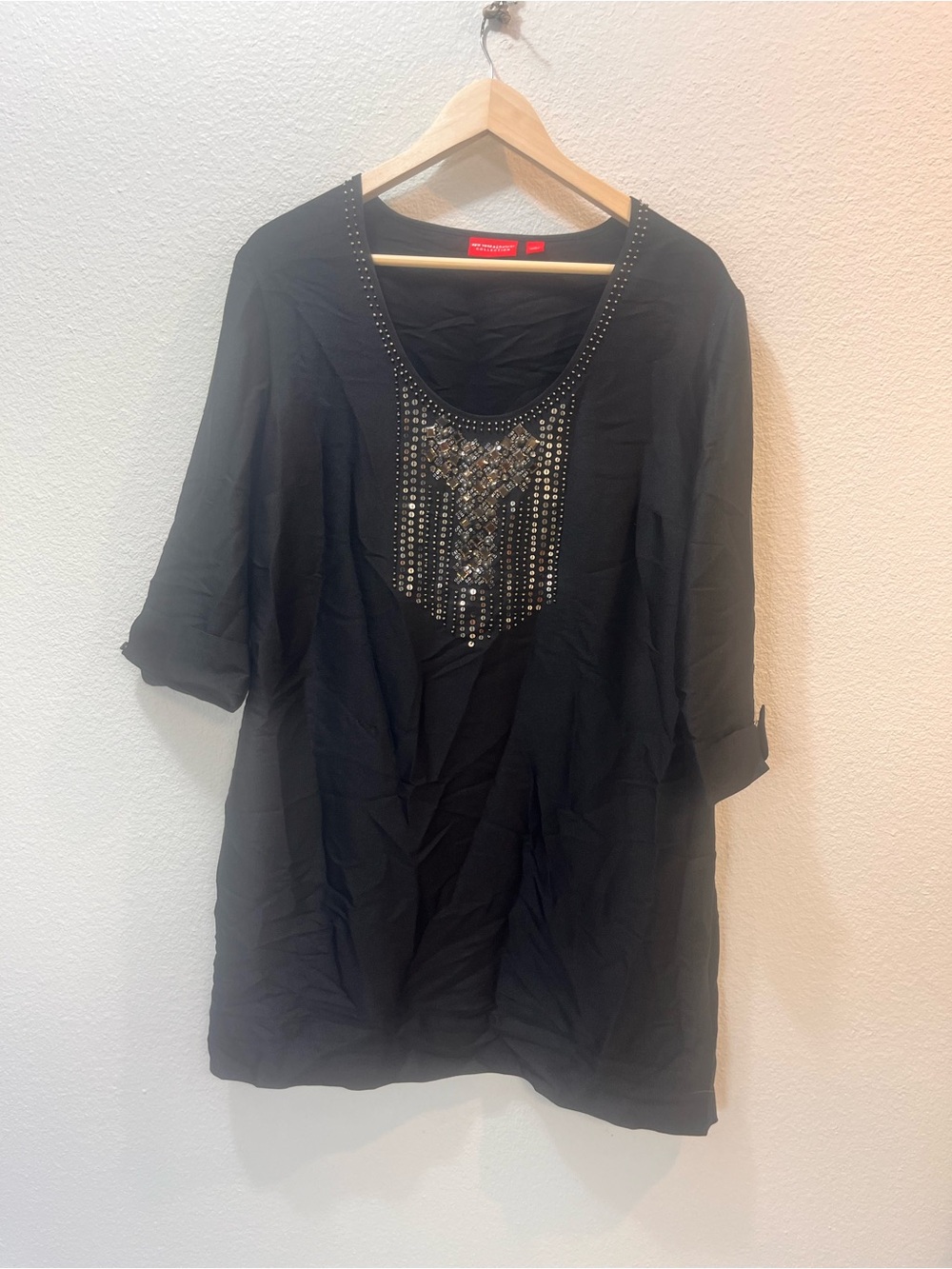 New York & Company Black Embellished Scoop Neck Tunic